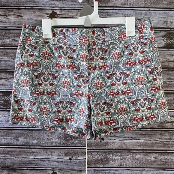 LOFT Women's Floral/Leaf Print Shorts Size 10 Cotton Blend - Picture 1 of 8